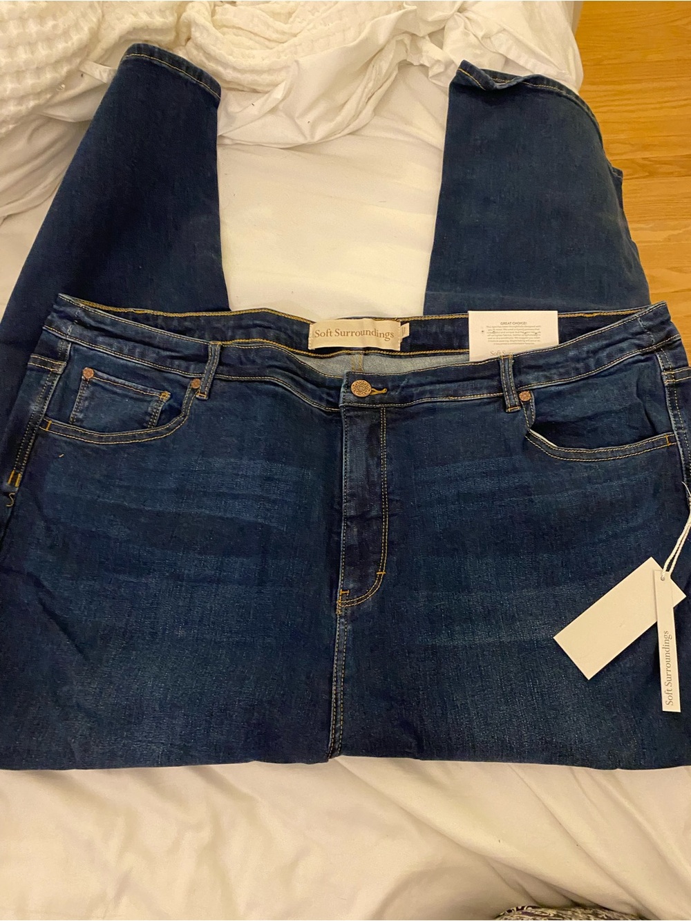 Soft surroundings brand dark denim fly front kick flare jeans. NWT /in package